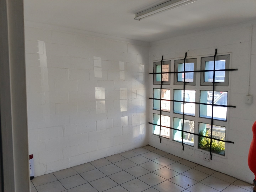 To Let commercial Property for Rent in Okavango Park Western Cape